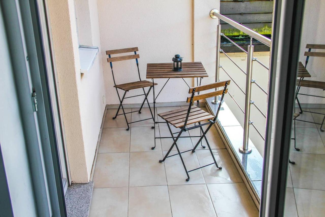 Exklusive 2 Zimmer Wohnung Mit Balkon In Top Lage! BRE Eksteriør bilde