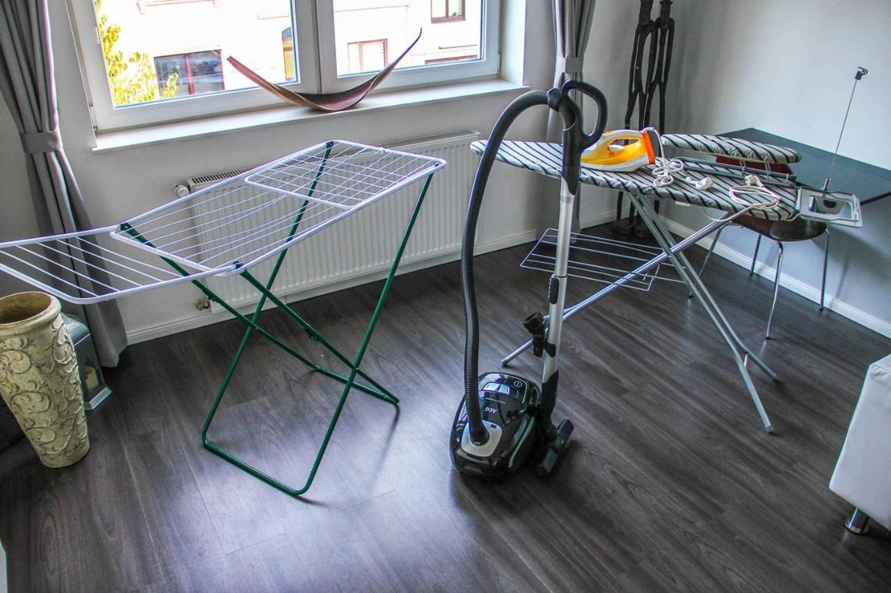 Exklusive 2 Zimmer Wohnung Mit Balkon In Top Lage! BRE Eksteriør bilde