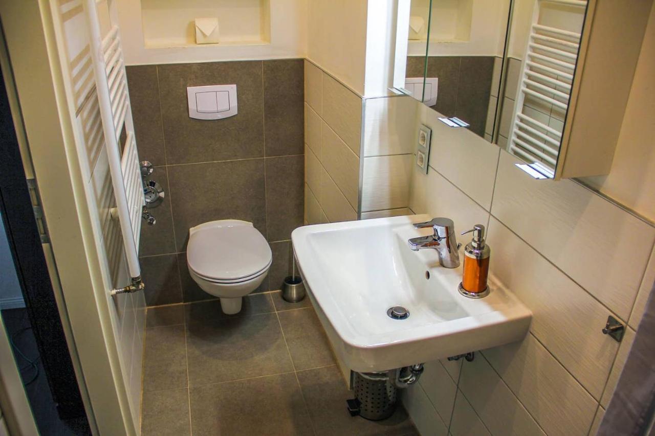 Exklusive 2 Zimmer Wohnung Mit Balkon In Top Lage! BRE Eksteriør bilde